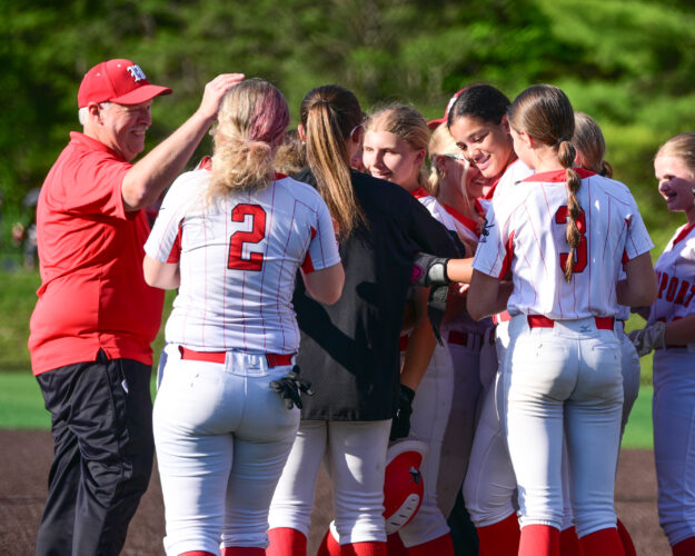 Williamsport softball beats South Western in 9 innings to advance in states